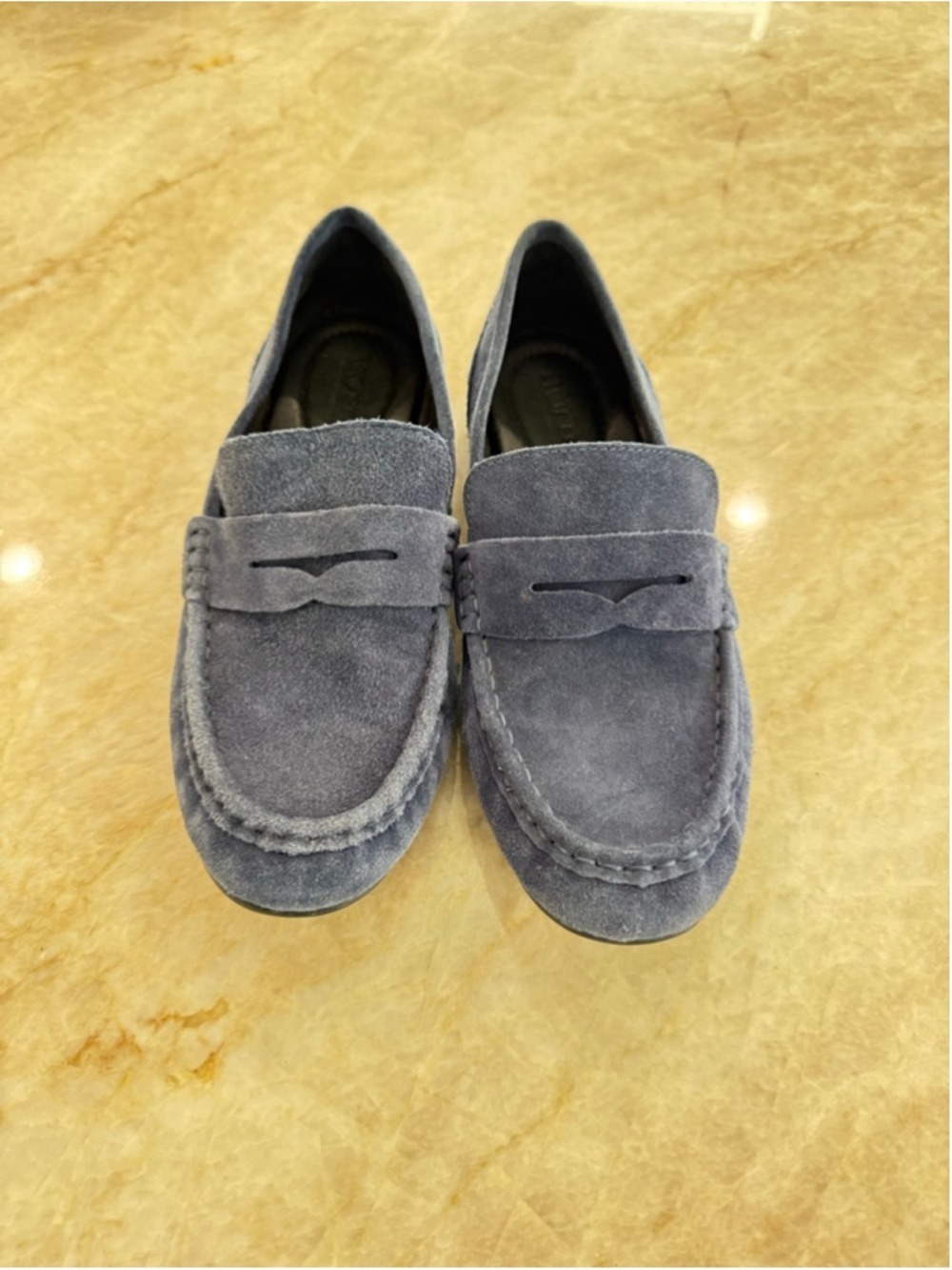 Born Blue Suede Loafers Size 7, soft suede and rubber sole. Driving shoes. Class